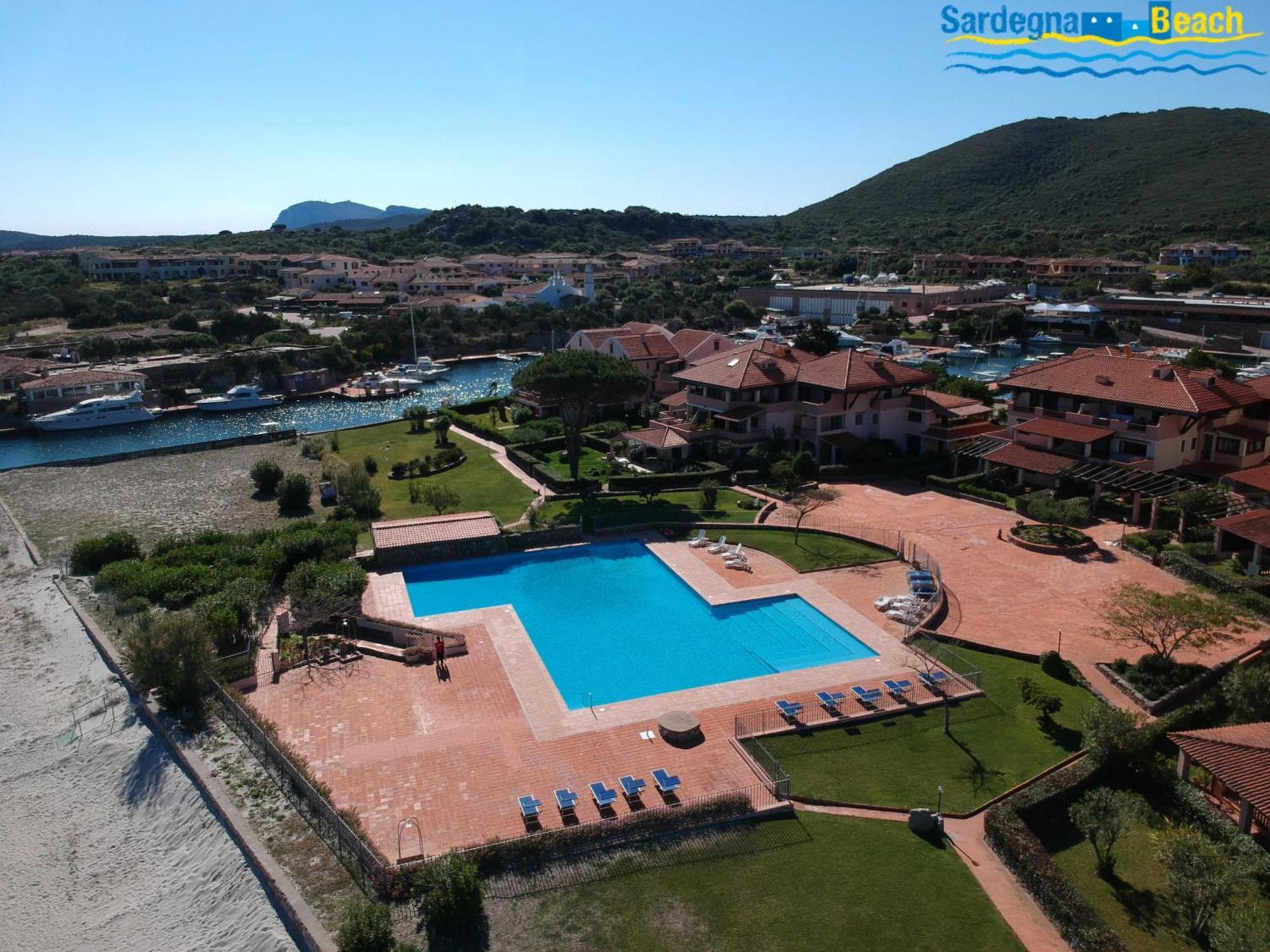 Sardegna Beach Cala Reale Marinella  Exterior photo